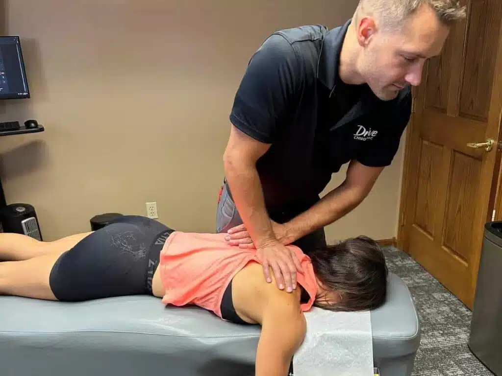 A driver chiropractor with the patient