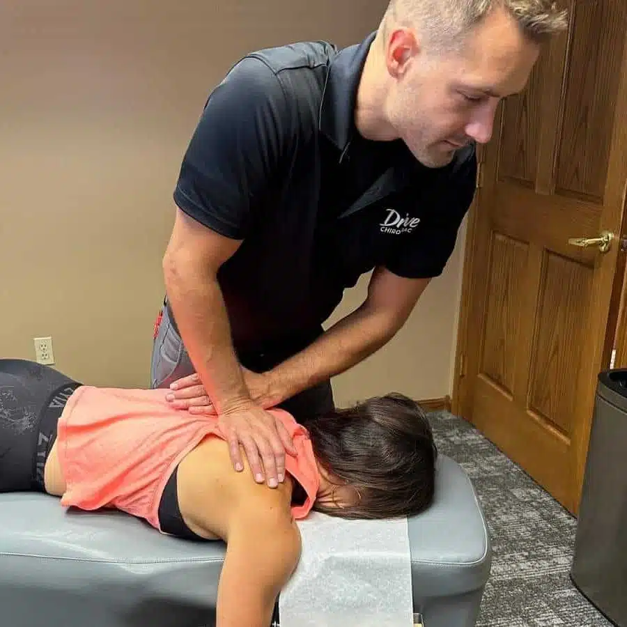 A driver chiropractor with the patient